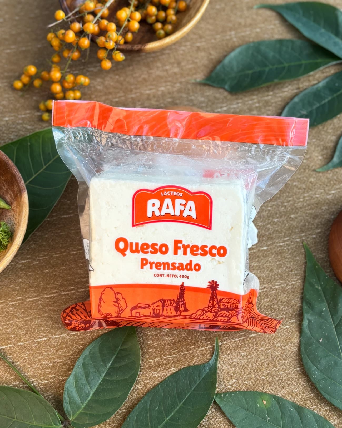 Queso fresco prensado Lácteos Rafa, porción de 450 g
